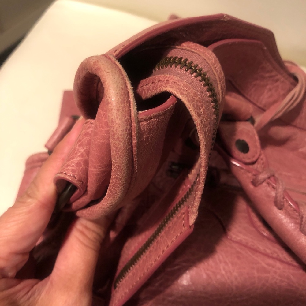 -SOLD- Balenciaga Motorcycle Bag - Picture 4 of 10